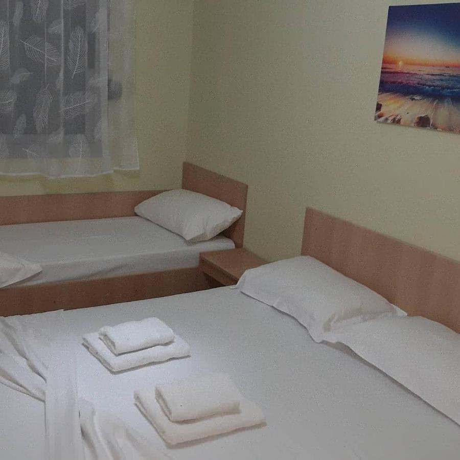 Disy Apartments Vlore Bilik gambar