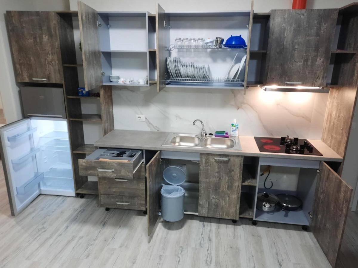 Disy Apartments Vlore Luaran gambar