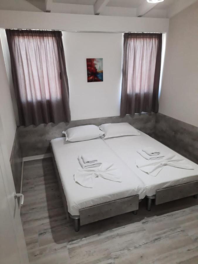 Disy Apartments Vlore Luaran gambar
