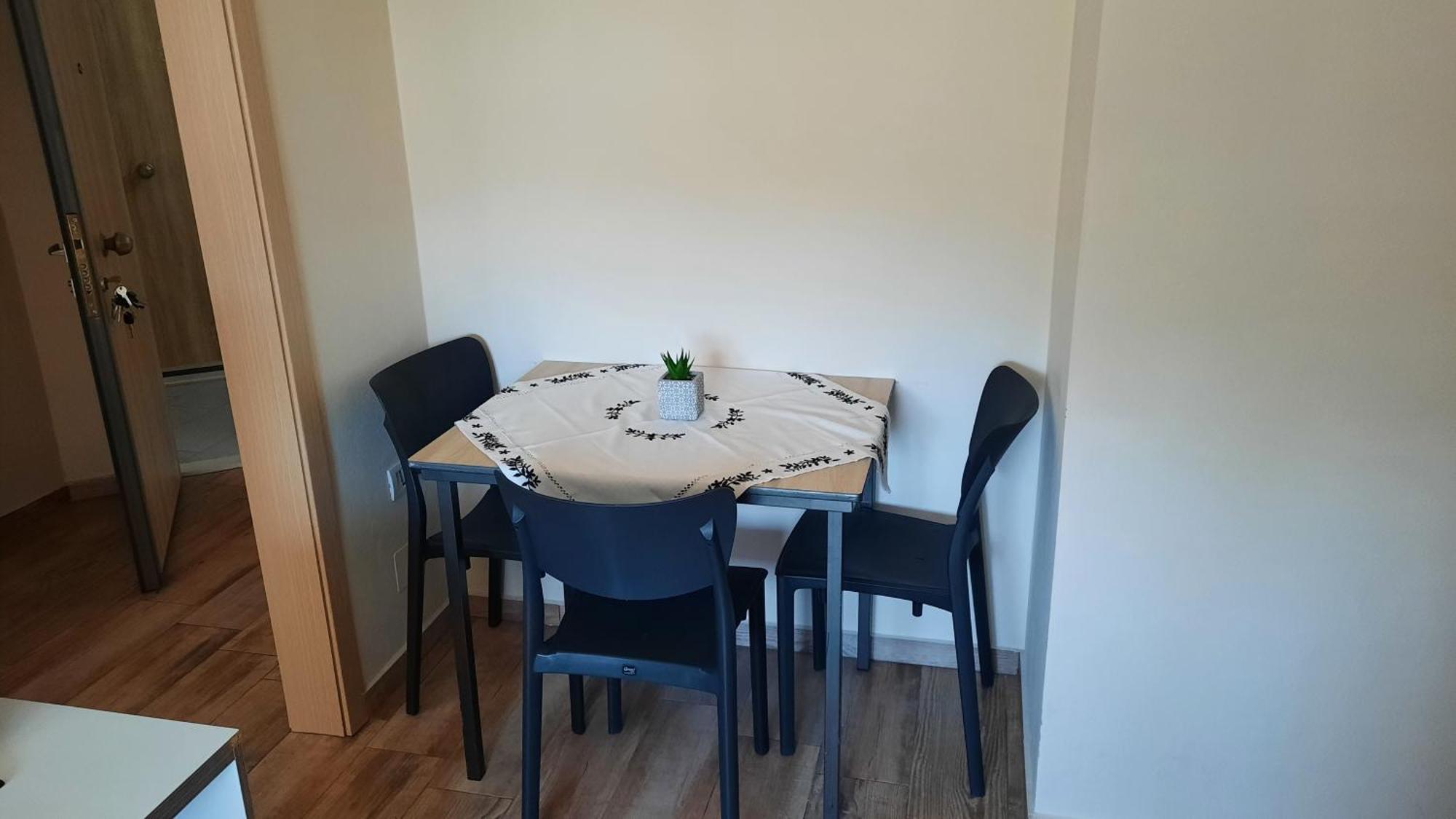 Disy Apartments Vlore Bilik gambar